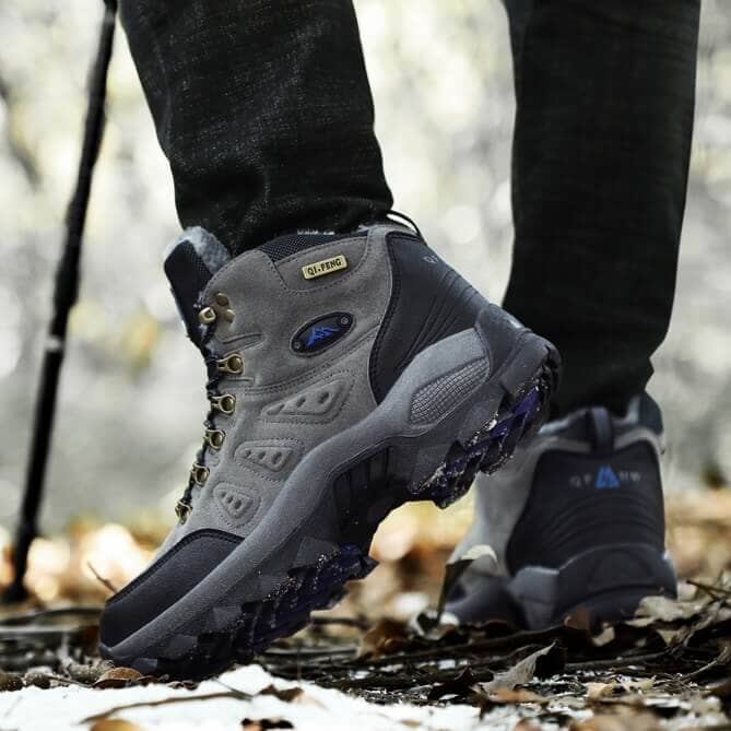 Scarpone da trekking impermeabile