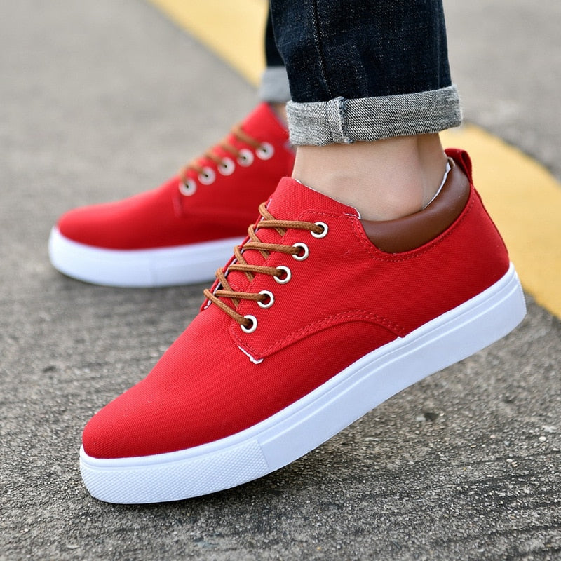 Magnus - Men’s Sneakers with a Crisp White Sole